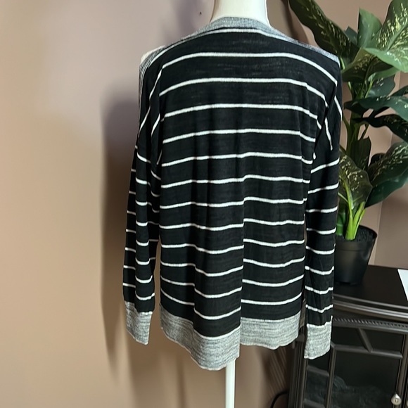 Loft. Sweater - Picture 5 of 6